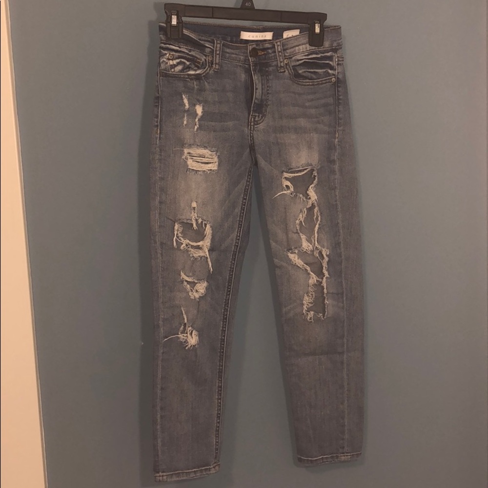 Eunina | Low Rise Boyfriend Crop Jeans Light wash